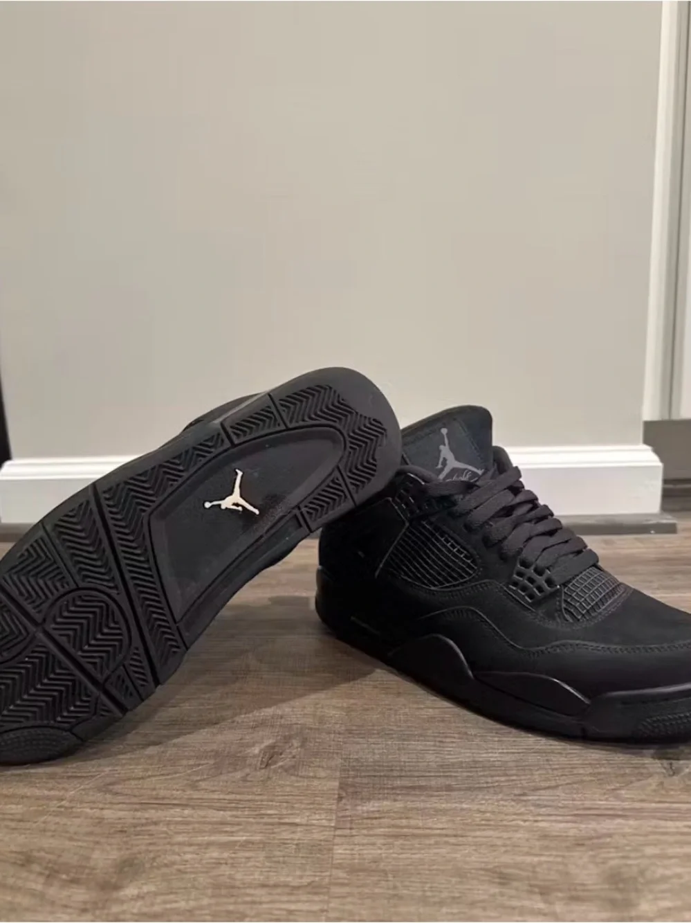 Jordan all black